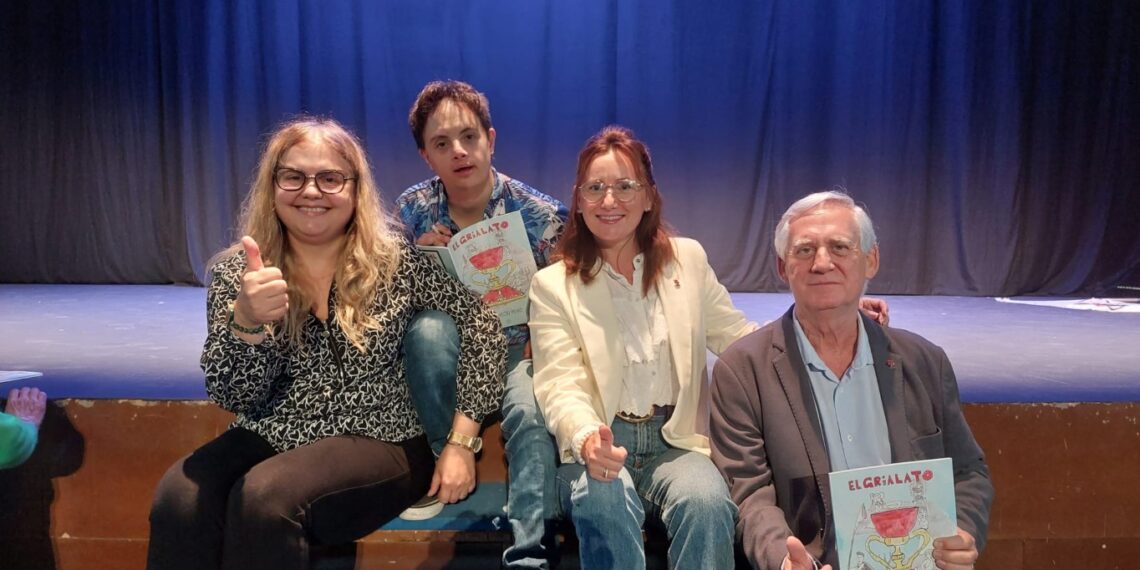 Éxito y emoción en la actuación de Eros Recio en “El Camino del Santo Grial” en el Teatro del Centro Cultural de Massamagrell